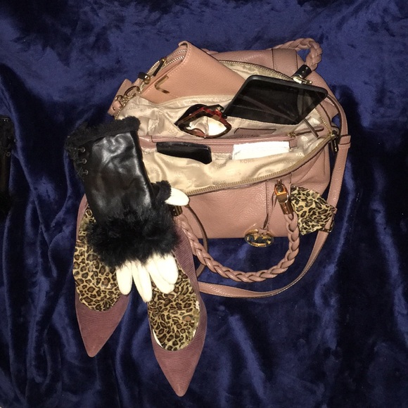 Handbag - Picture 6 of 7